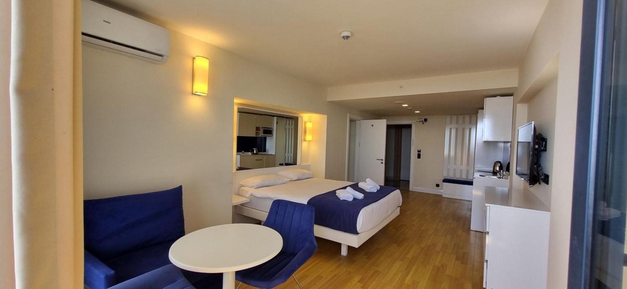 Sea View Apartments In Orbi City Batumi Eksteriør bilde