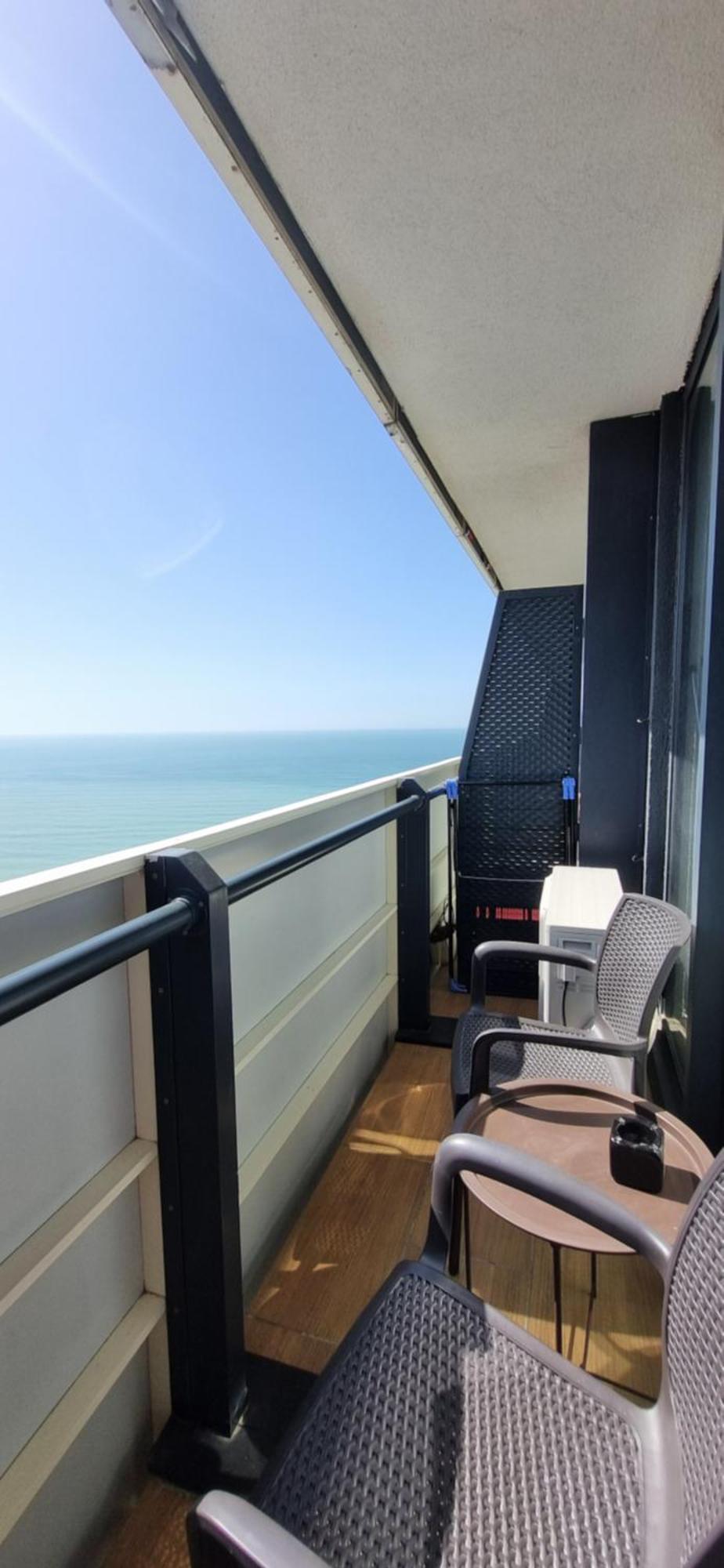 Sea View Apartments In Orbi City Batumi Eksteriør bilde
